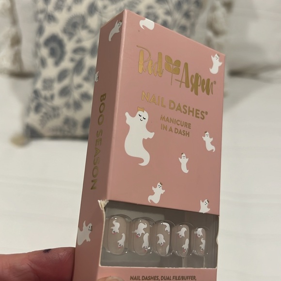 Red Aspen “Boo Season” Nail Dashes Manicure In A Dash Pale Pink Ghosts Halloween - Picture 9 of 11